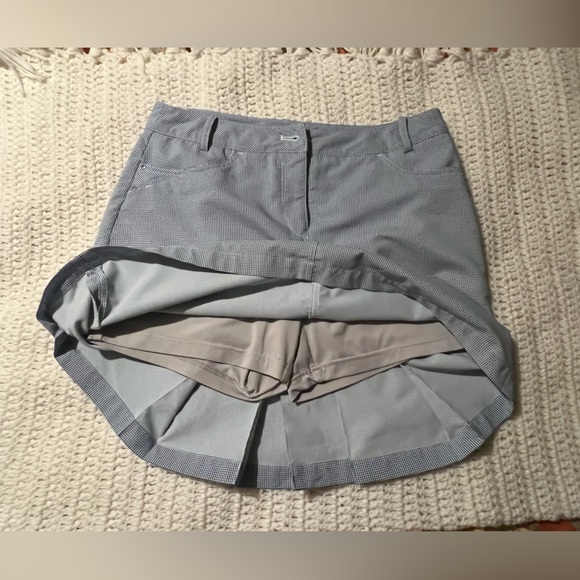 N VO ladies golf skort - Picture 4 of 9